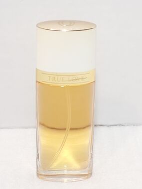 True Love by Elizabeth Arden 1.0 oz Eau De Toilette Spray for Women Vintage New